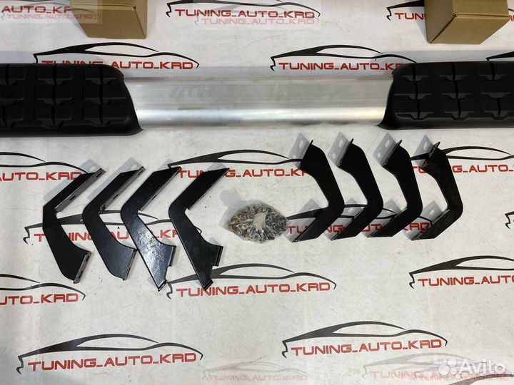 Подножки Toyota Tundra R7903