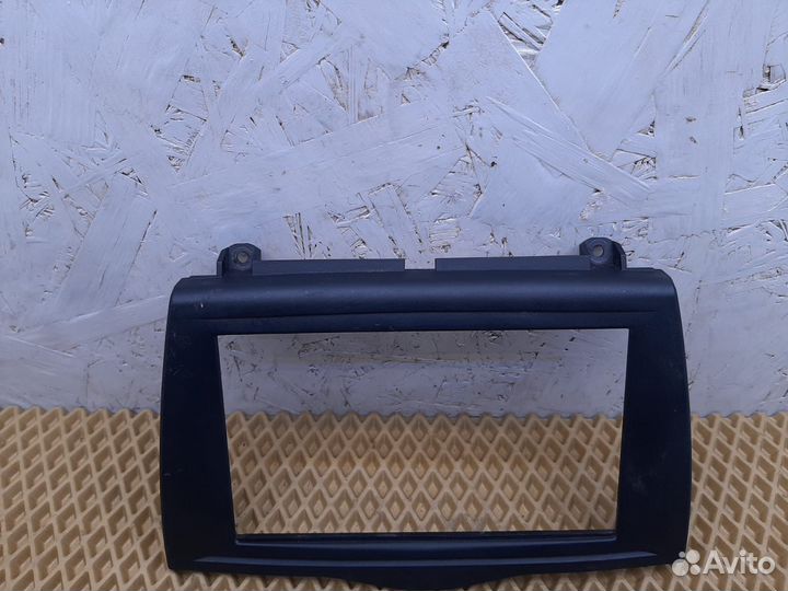 Рамка магнитолы LADA Granta FL