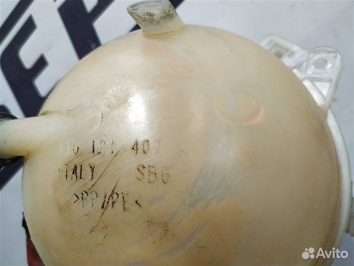 Расширительный бачок Audi A3 8P 1.8 CDA 2009