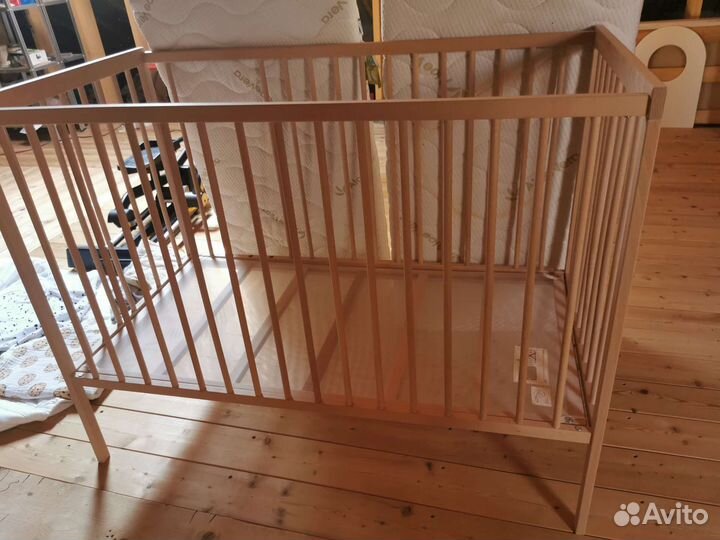 Кроватка икеа сниглар 120х60 с матрасом