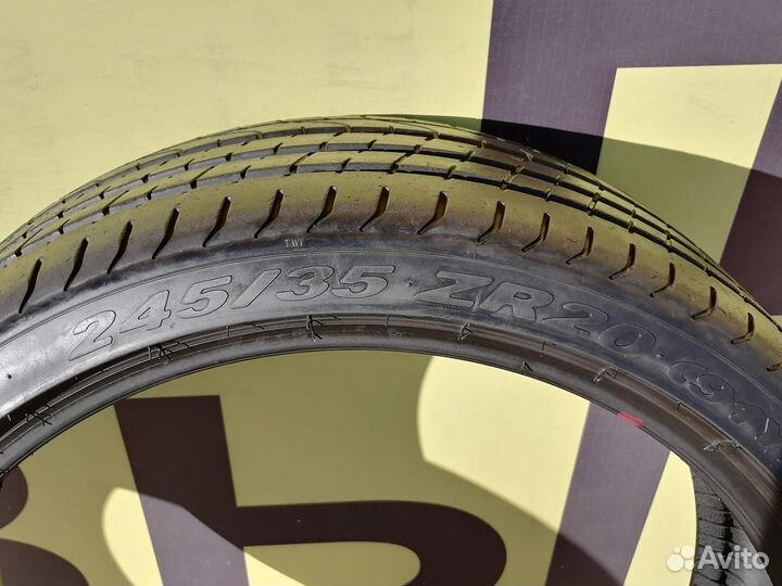 Pirelli P Zero 245/35 R20