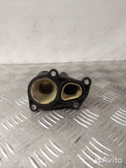 Корпус термостата Ford Focus хэтчбек 1.6 shda 2007