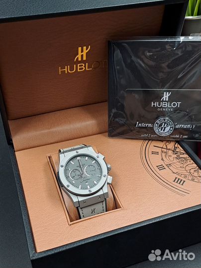 Hublot Кварцевые мужские Наручные часы