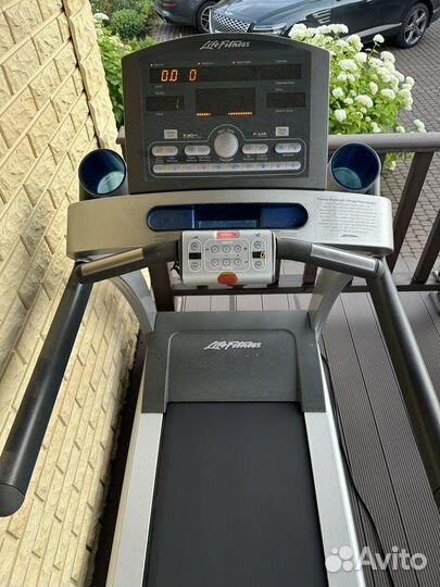 Life fitness t70