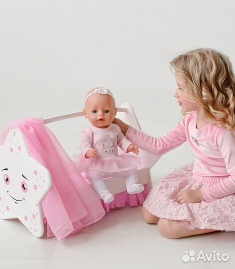 Кроватка для кукол Звездочка с постельным бельем и