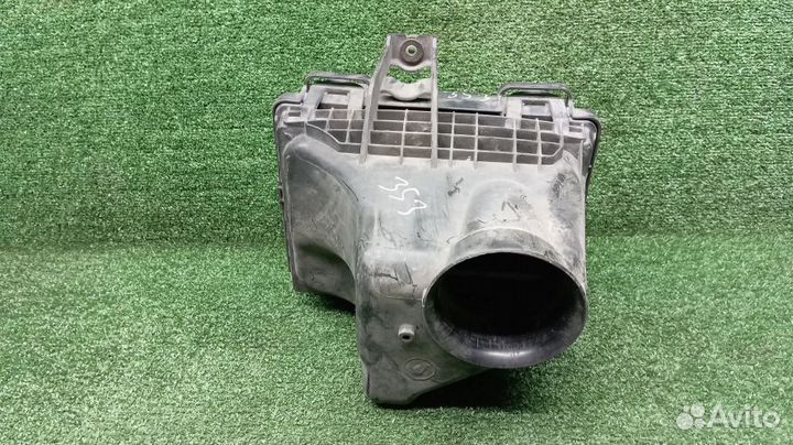 Корпус воздушного фильтра Chrysler 300C