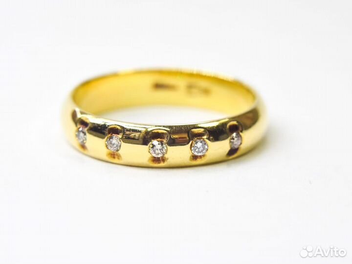 Золотое кольцо с бриллиантами дорожка