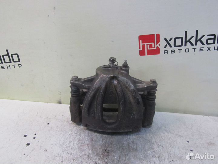 Суппорт, Toyota Avensis, AZT250, 2003-2008г., FL