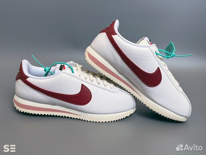 Оригинальные кроссовки Nike Cortez с poizon