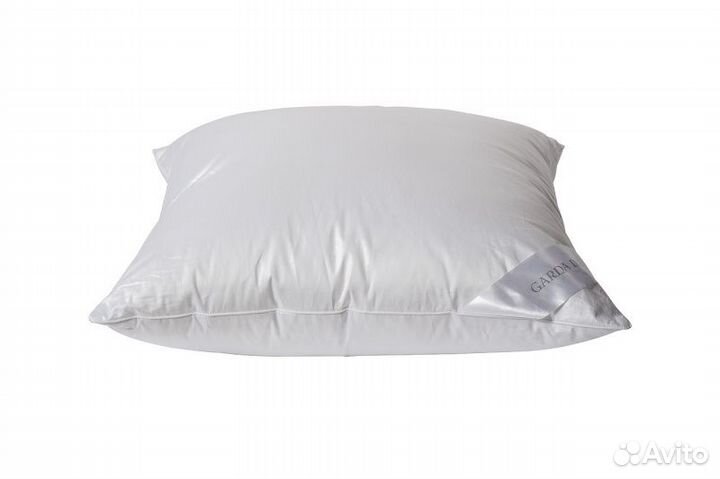 104BP-pshca7- BEG Подушка Паво 70*70 шелк.вол./леб