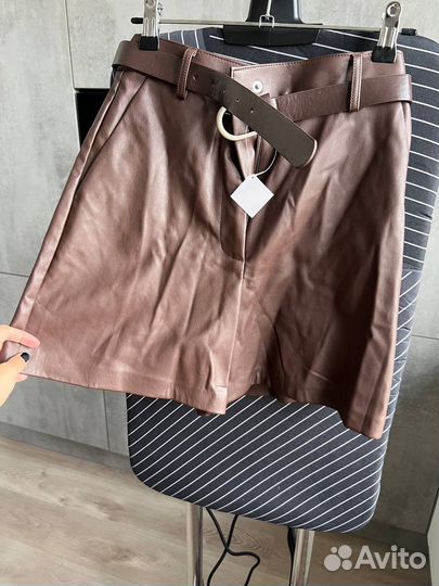 Шорты из эко-кожи