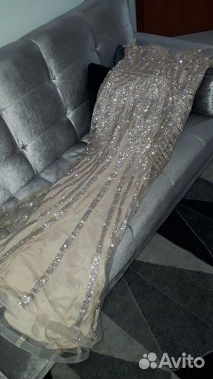 Вечернее платье в пол 42 44