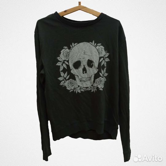 Свитшот женский с черепом