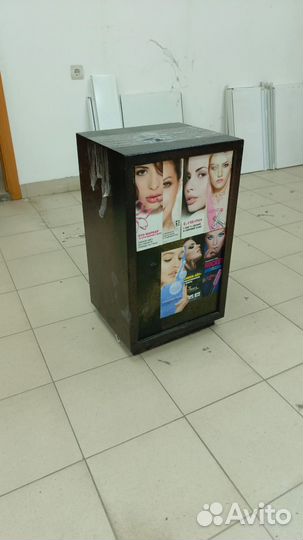 Сейф железный