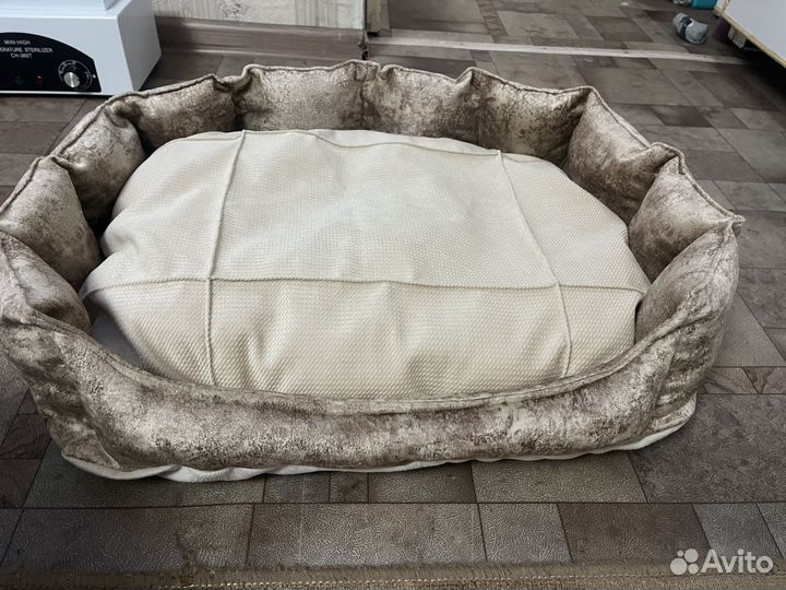 Лежанка для собак и кошек