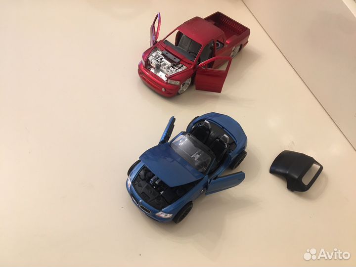 Модель автомобиля 1 24