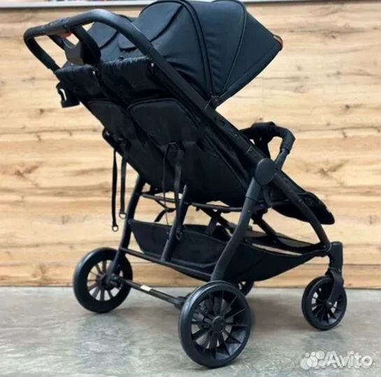 Коляска прогулочная для двойни Luxmom T11 (чёрный)