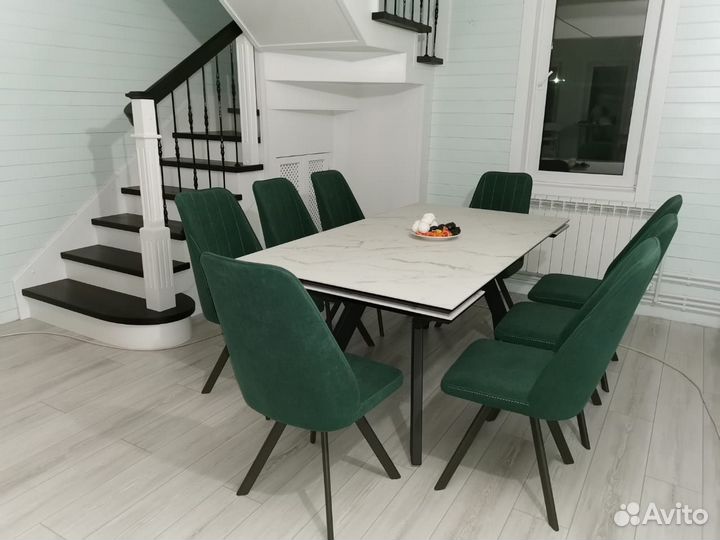 Стол из керамогранита большой