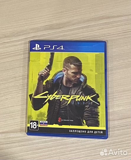 Игровая приставка ps4