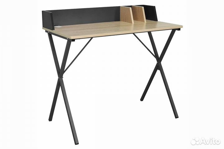 Стол на металлокаркасе 