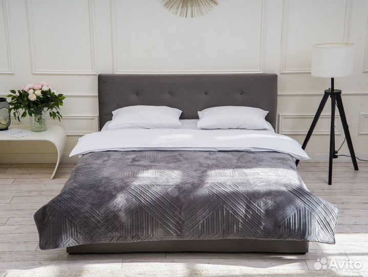 Кровать с матрасом. Реальная цена