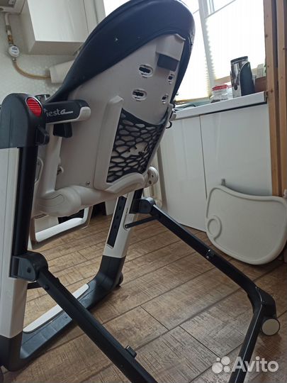 Детский стульчик для кормления Peg Perego