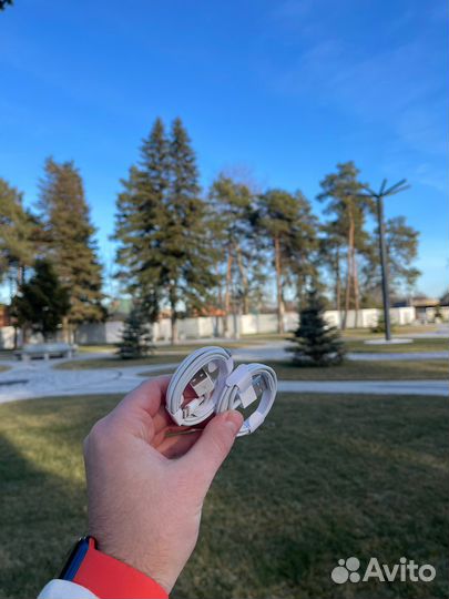 Кабель для iPhone