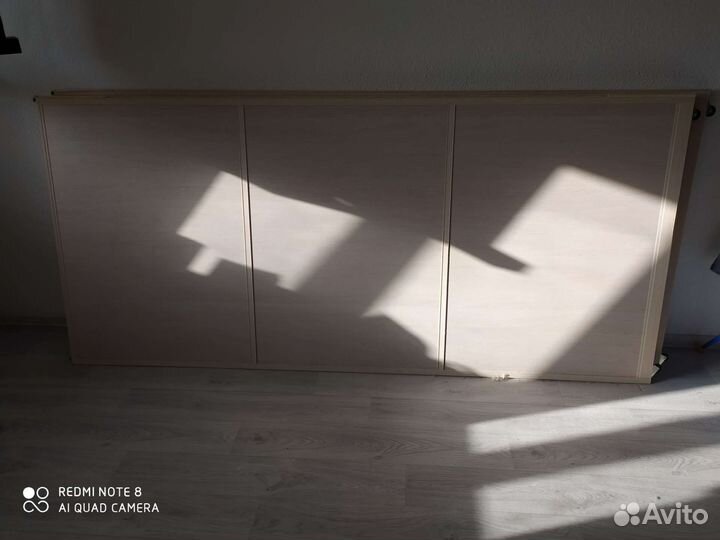 Купешные двери молочного ццвета