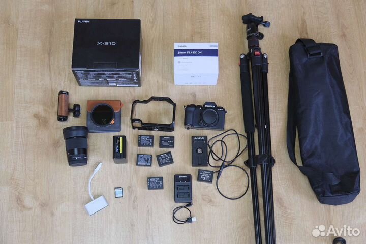 Fujifilm xs-10+sigma 30mm f1.4 полный комплект