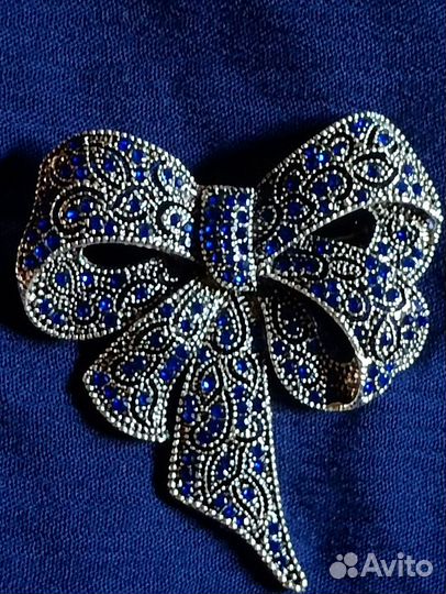 Брошь Бантик