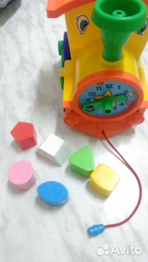 Паровоз игрушечный