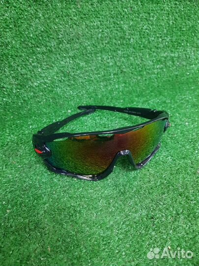 Очки спортивные