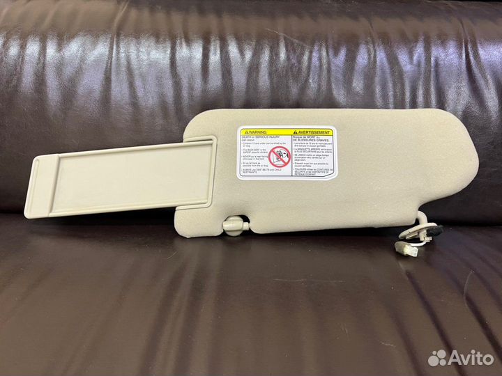 Козырек солнцезащитный бу правый Infiniti Fx35 S50