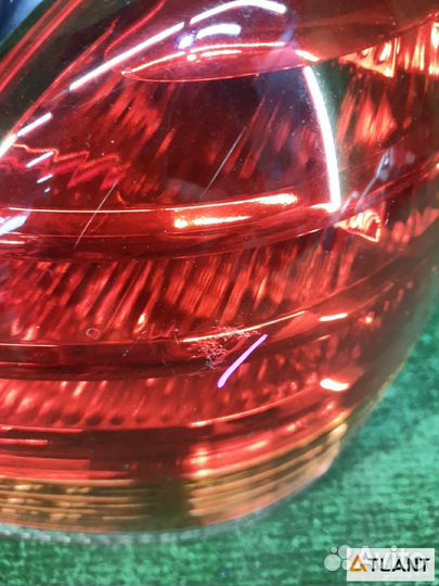 Фонарь задний правый toyota spacio