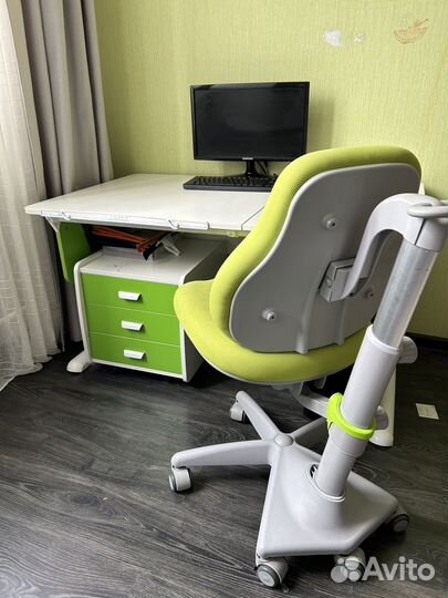 Письменный стол парта