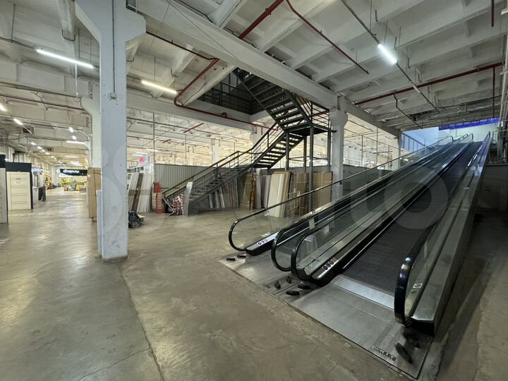 Торговая площадь, 1500 м²