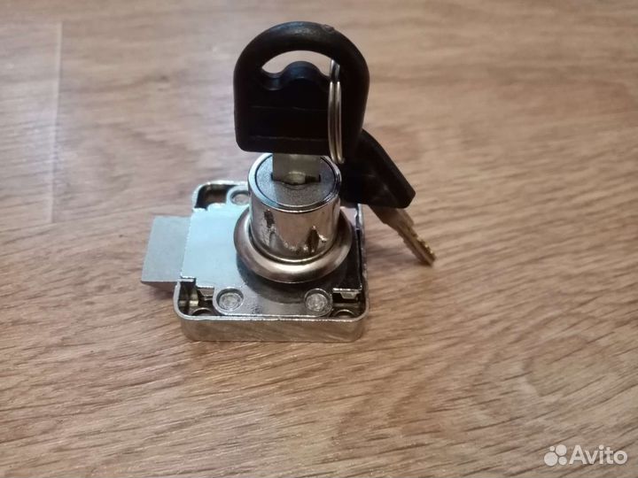 Мебельный замок