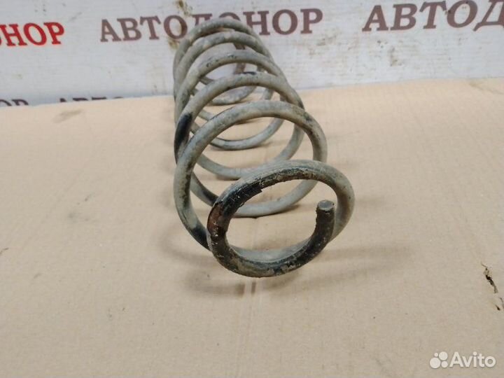 Пружина подвески задняя левая Ford Fusion 1.4 2008