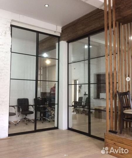 Раздвижные лофт перегородки для зонирования