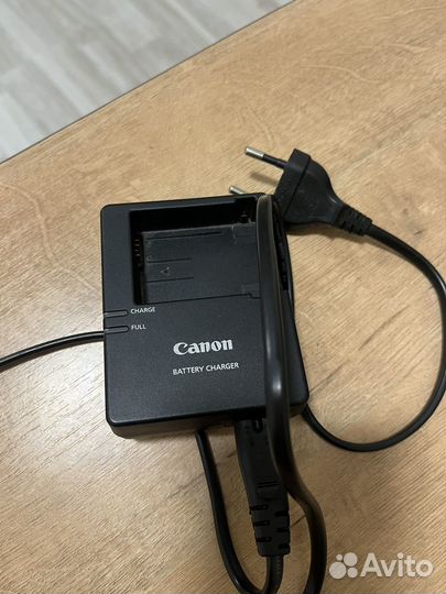 Зеркальный фотоаппарат canon eos 650d