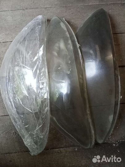 Стекло фары Мерседес w639