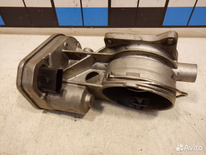 Заслонка дроссельная VW Touareg 5.0TDI V10