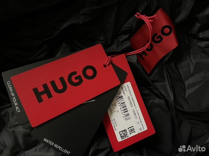 Hugo Boss куртка оригинал