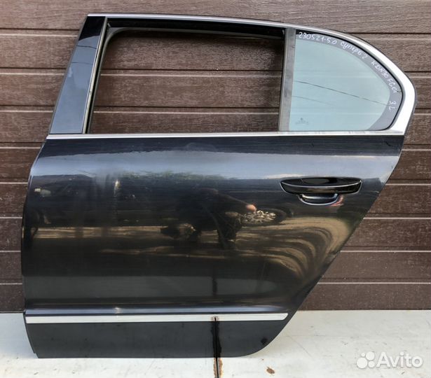 Наружная левая ручка Шкода Суперб 2 Гольф 6 Тигуан