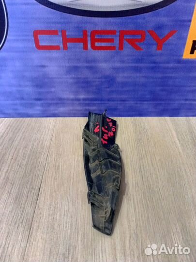 Накладка Уголок жабо chery tiggo 7 Лев