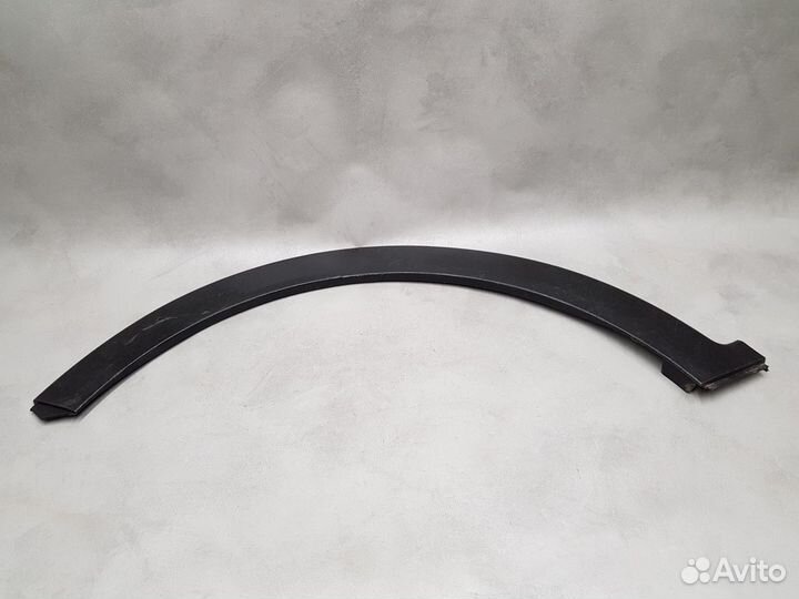 Накладка арки крыла переднего левого L