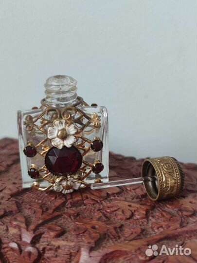 Флакон от/для духов винтаж