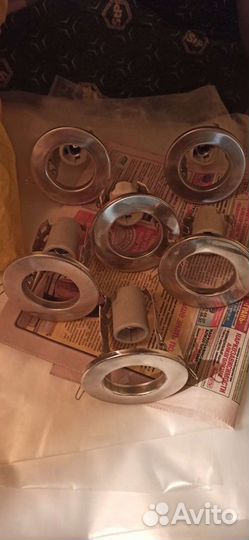 Точечные встраиваемые светильники 6 штук