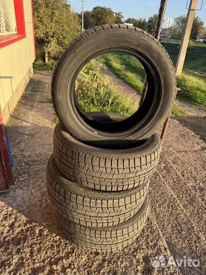 Yokohama Ice Guard IG50 215/55 R17