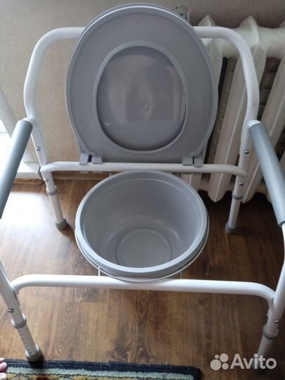 Продается ортопедический стул-туалет